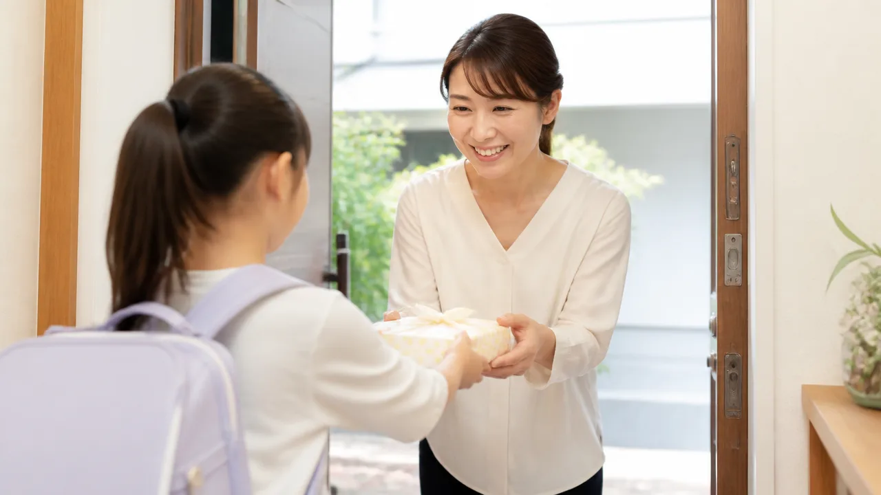 小学生が友達の家に遊びに行くときの手土産選びとマナー